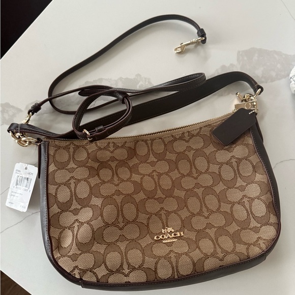 COACH Women's Chelsea Crossbody - Picture 1 of 5